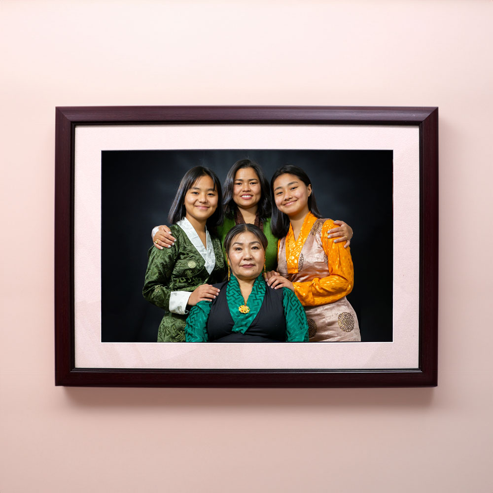 Brown 22X30" a sleek one and half inch black border photo frame.